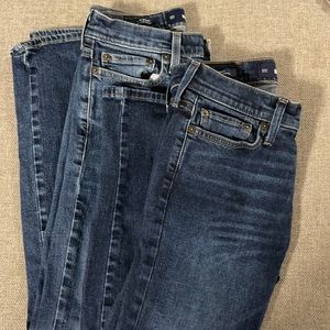 1 American eagle & 2 Hollister jeans.